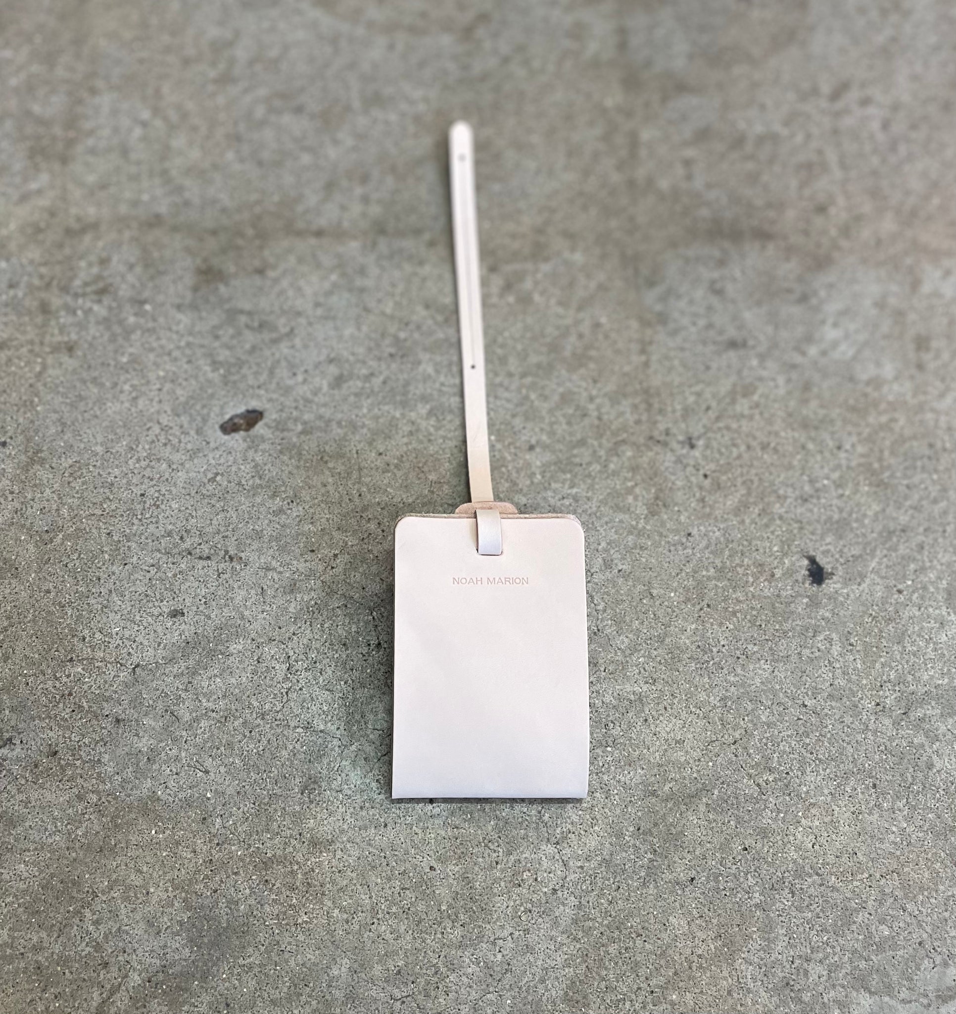 LUGGAGE TAG